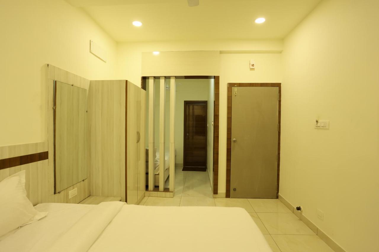 Hotel Sigma Suites Bangalore Exteriör bild