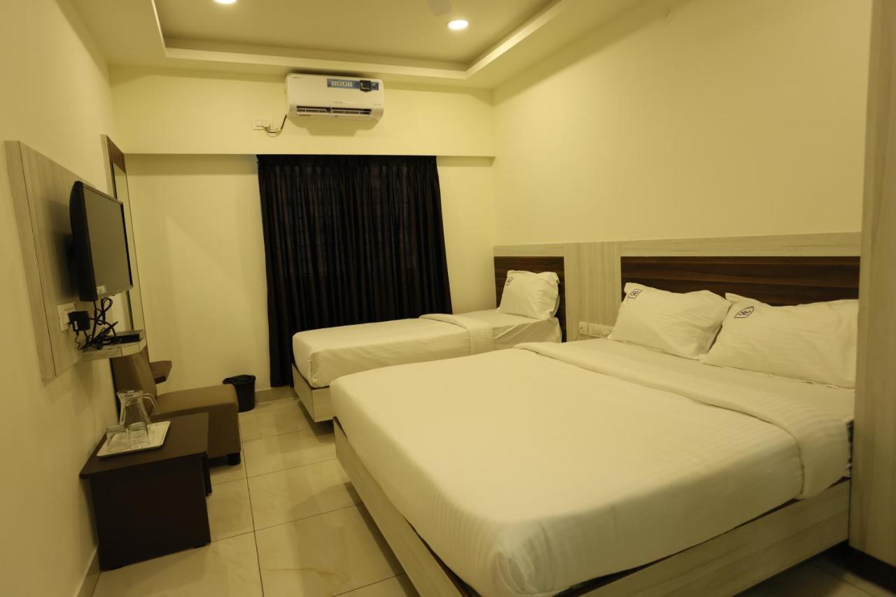 Hotel Sigma Suites Bangalore Exteriör bild