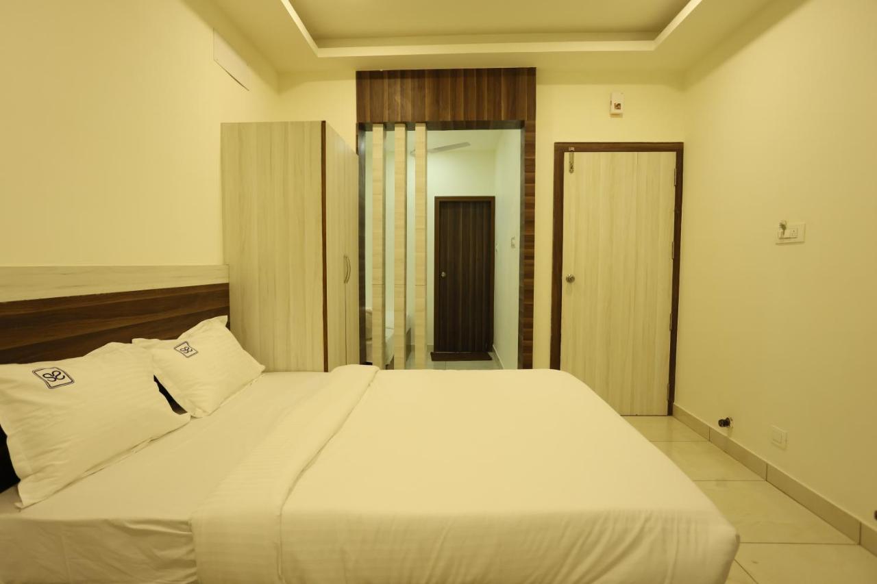 Hotel Sigma Suites Bangalore Exteriör bild