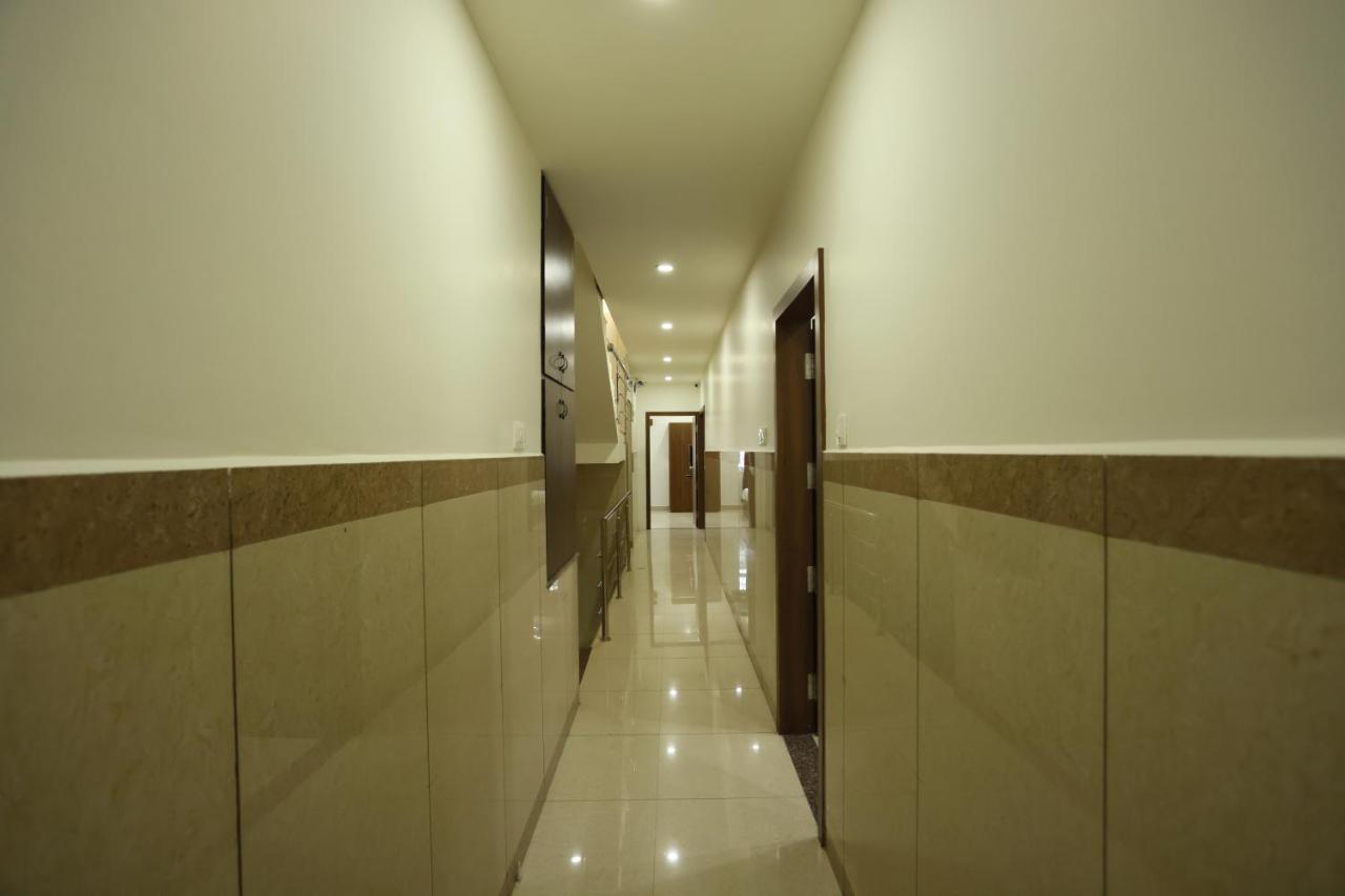 Hotel Sigma Suites Bangalore Exteriör bild