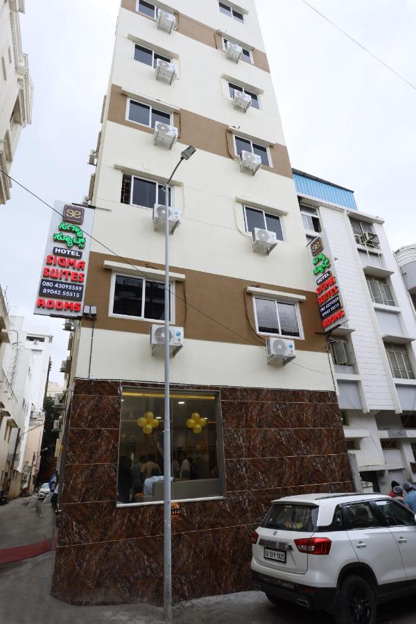 Hotel Sigma Suites Bangalore Exteriör bild